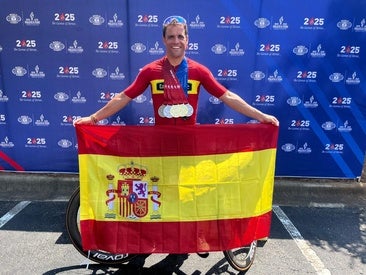 El policía local Javier Sánchez se trae cinco medallas de los Juegos Mundiales de Policías y Bomberos en EE. UU