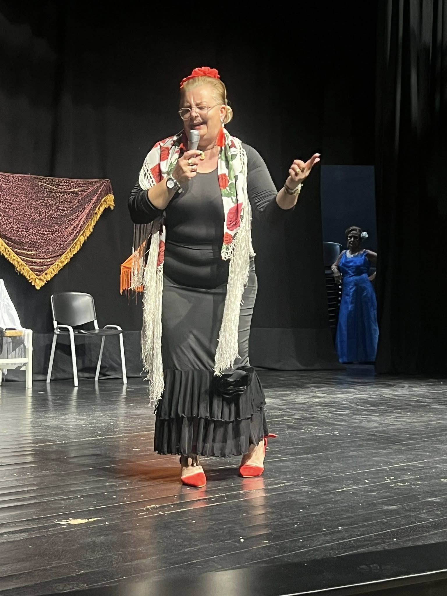 La copla brilló en Olivenza con las &#039;Raparigas&#039; y la Asociación &#039;La Esperanza&#039;