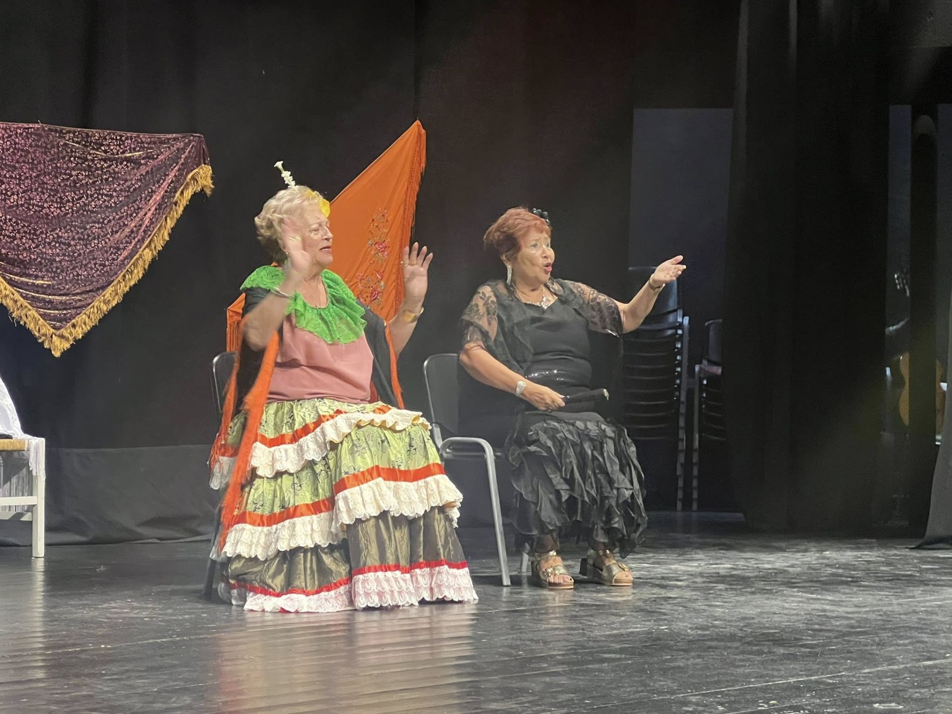 La copla brilló en Olivenza con las 'Raparigas' y la Asociación 'La Esperanza'