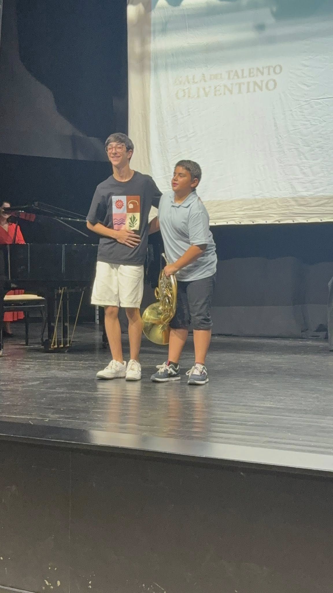 Siete vecinos, un restaurante, Flaméncoli y 'La Encina' premiados en la II Gala del Talento Oliventino