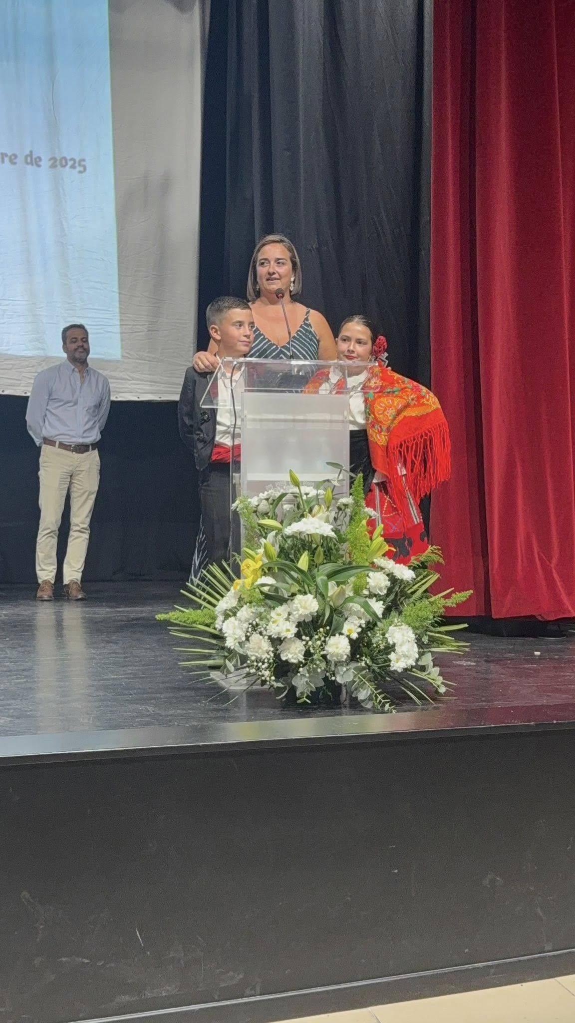 Siete vecinos, un restaurante, Flaméncoli y 'La Encina' premiados en la II Gala del Talento Oliventino