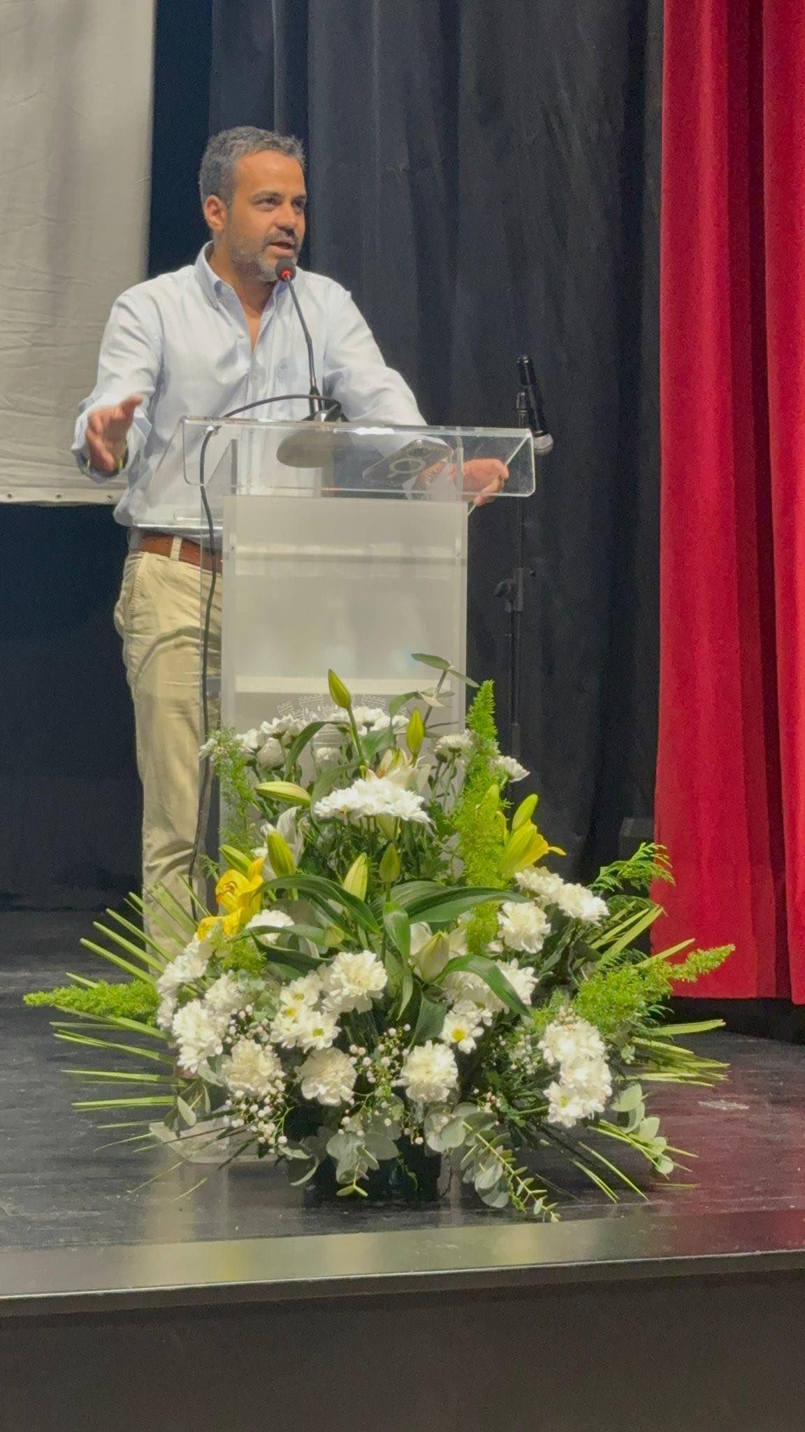 Siete vecinos, un restaurante, Flaméncoli y 'La Encina' premiados en la II Gala del Talento Oliventino