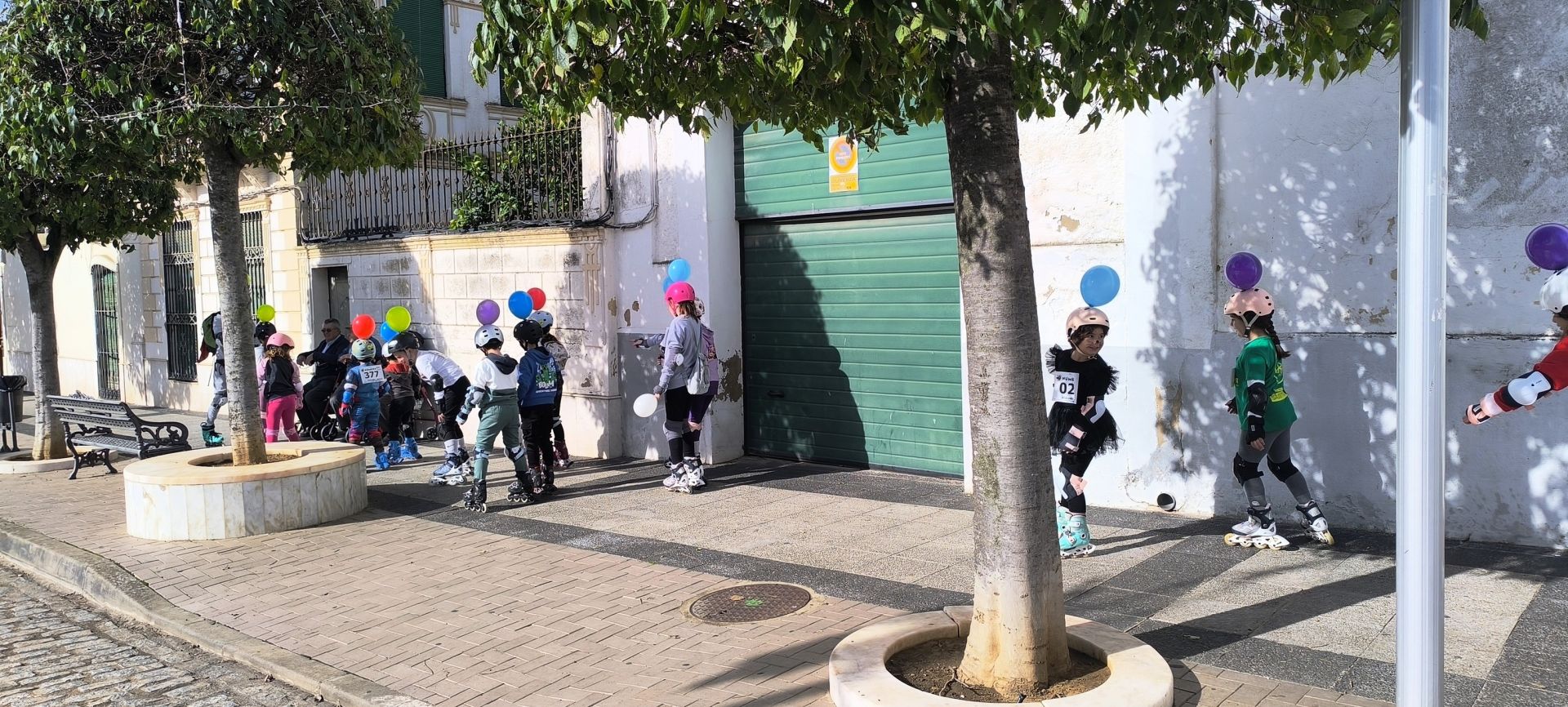 Las familias participaron en la II Marcha &#039;Sobre Ruedas&#039; del AMPA Sagrado Corazón