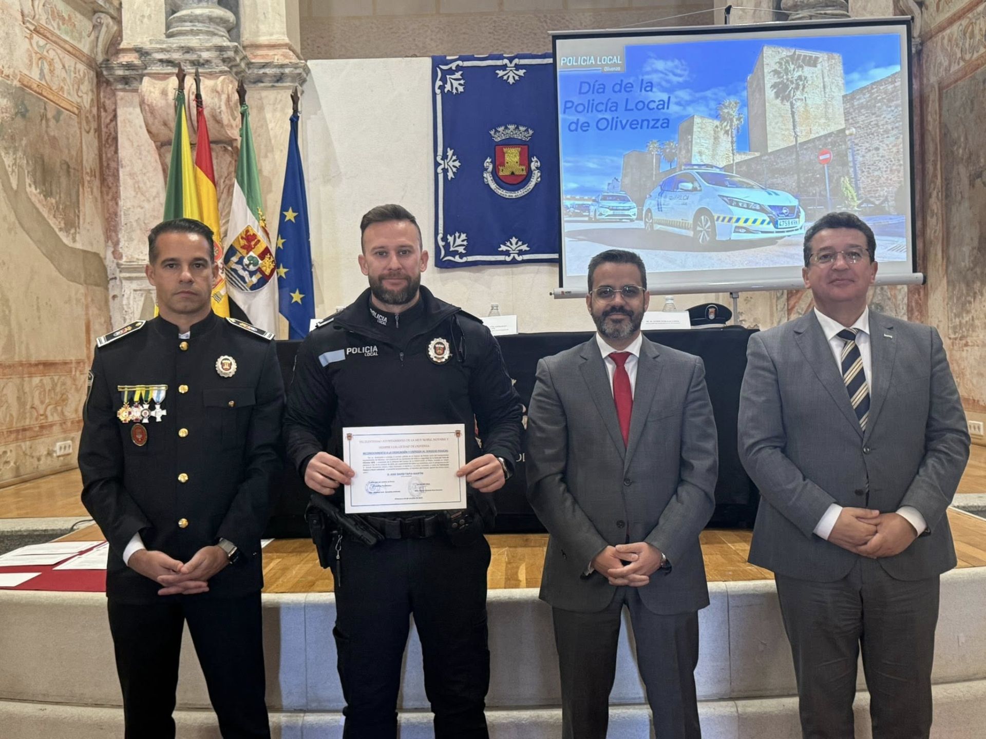 Entregadas 33 distinciones en la conmemoración del V Día de la Policía Local de Olivenza