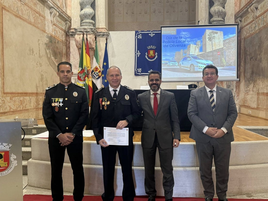 Entregadas 33 distinciones en la conmemoración del V Día de la Policía Local de Olivenza