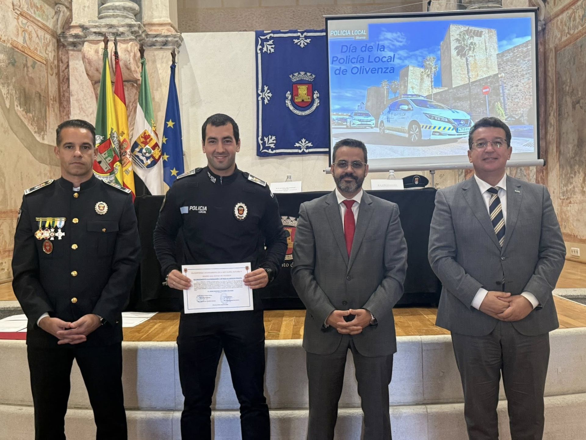 Entregadas 33 distinciones en la conmemoración del V Día de la Policía Local de Olivenza