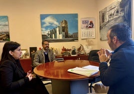 Un momento de la reunión mantenida.