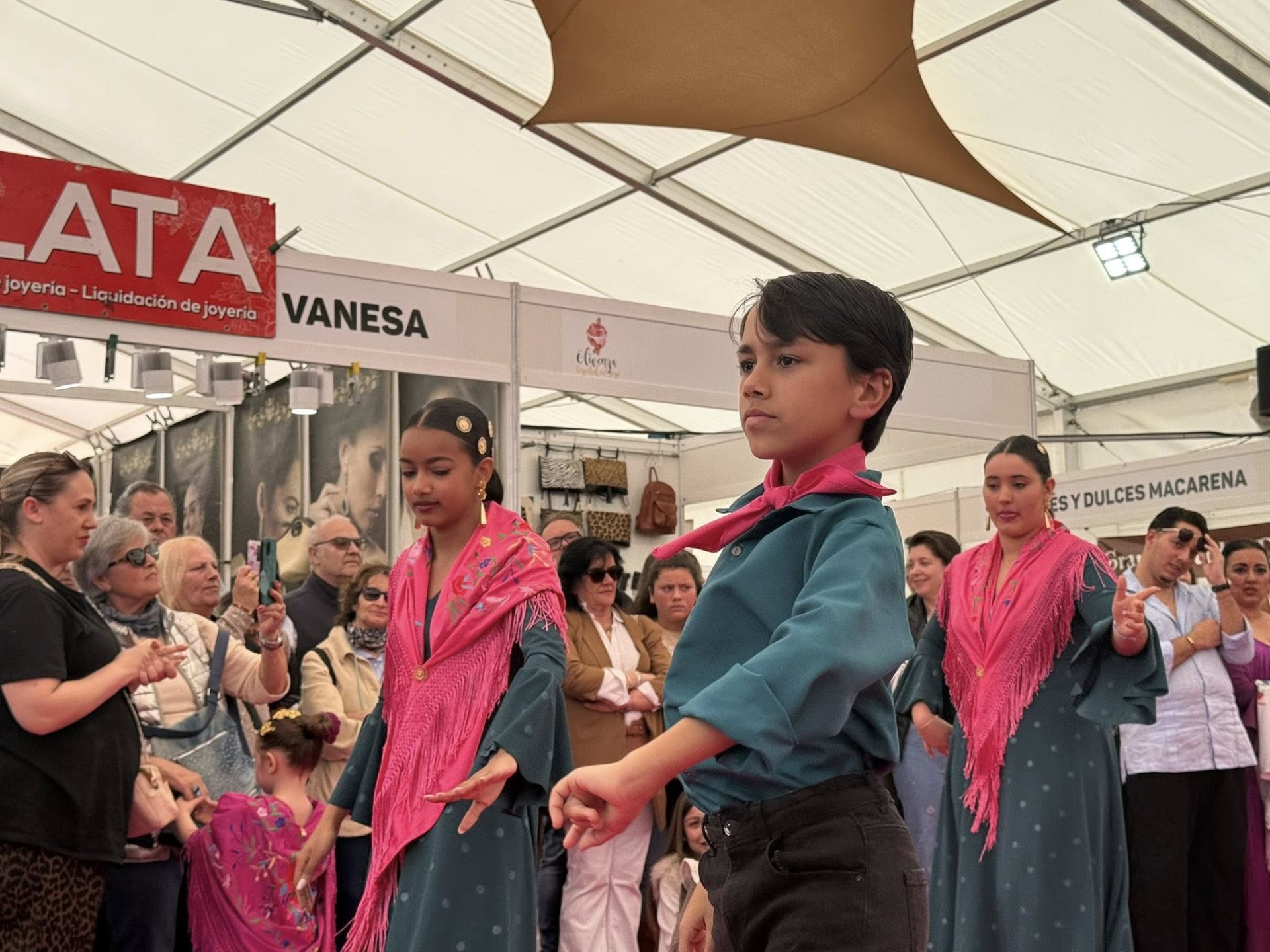 La actuación de 'Olivenza es Flamenca' cerró el programa cultural de la Feria