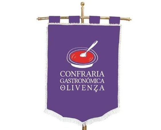 La Confraria Gastronómica celebra un encuentro en torno al ibérico con homenaje a Ibarra