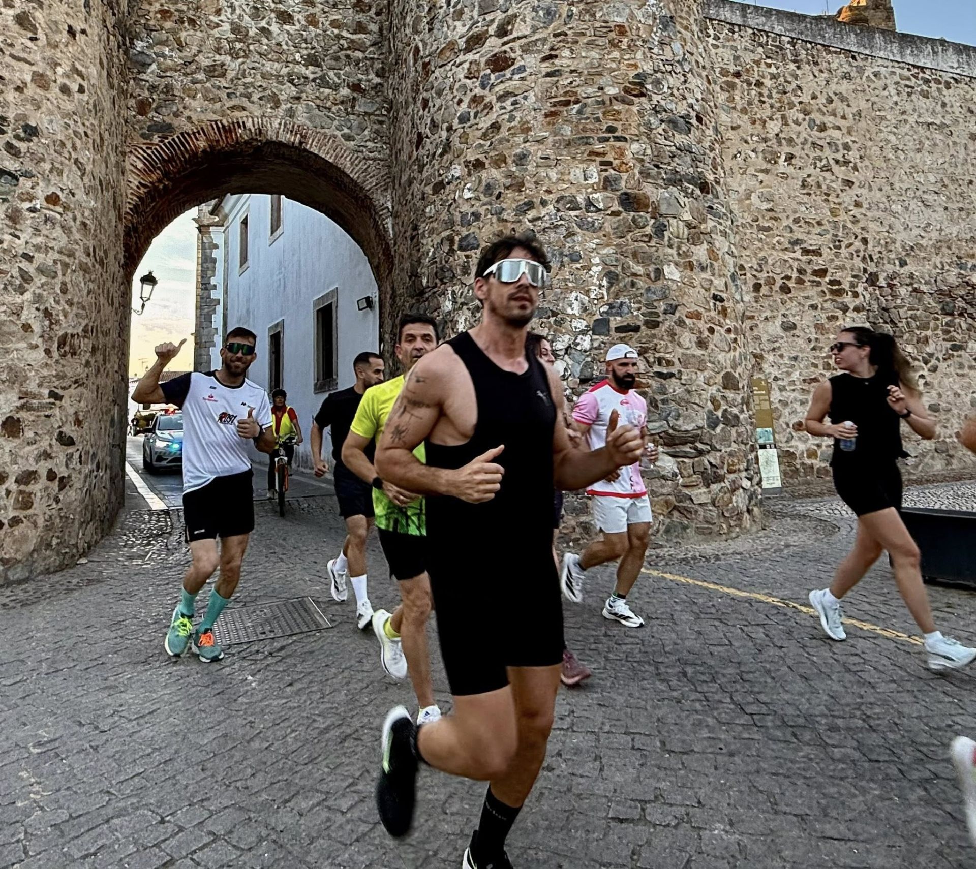 Olivenza se vuelca con el deporte y la convivencia en una jornada participativa en sus calles