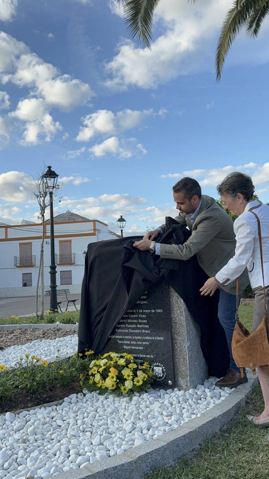 Olivenza honra a sus vecinos deportados a los campos nazis en un emotivo acto