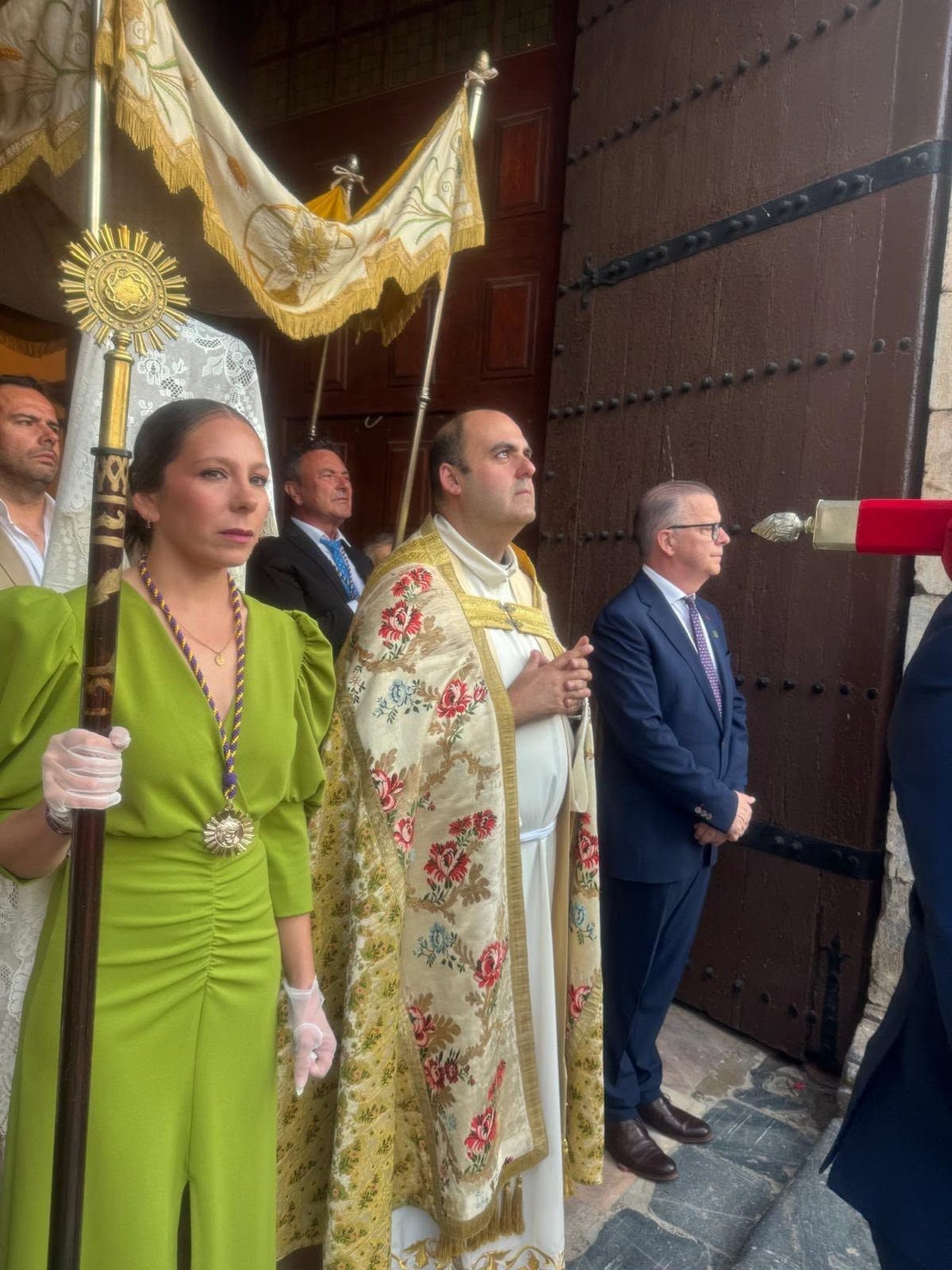 Ochenta y cinco niños y niñas de Olivenza protagonizan la procesión del Corpus Christi