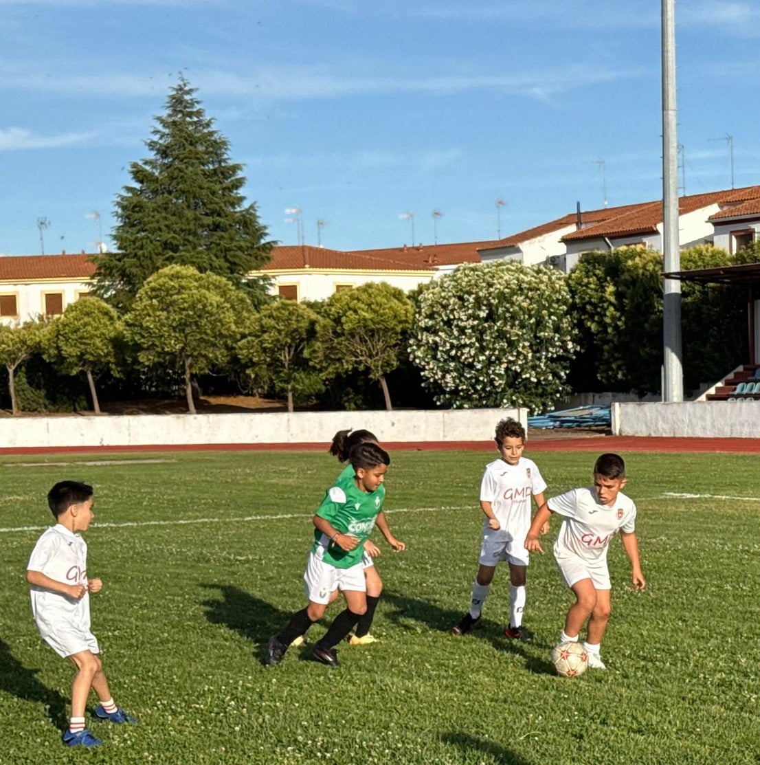 Más de 700 jóvenes de 13 municipios clausuran las ligas mancomunadas de fútbol y voleibol