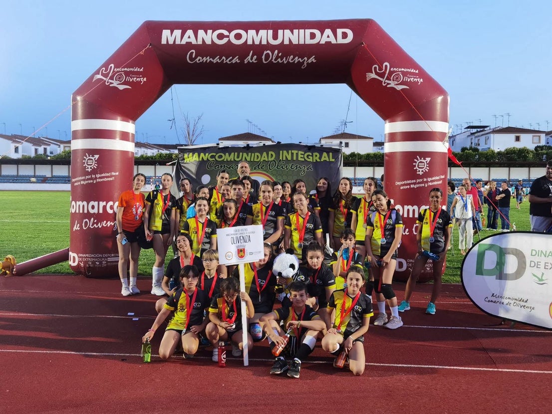 Más de 700 jóvenes de 13 municipios clausuran las ligas mancomunadas de fútbol y voleibol