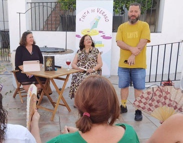 Limbo Cultura arranca la III edición de 'Tinta y Pluma. Biblioteca ambulante por la Igualdad'