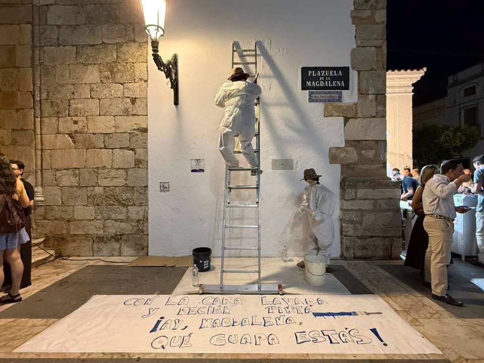 La Asociación de Mujeres 'Las Raparigas' gana el concurso de Muñecas de San Juan