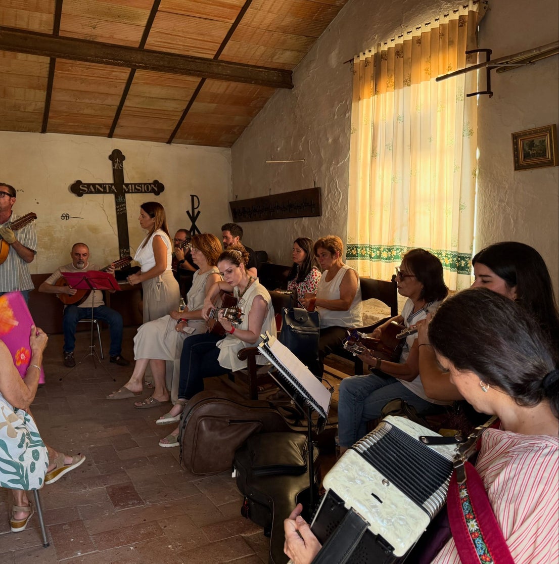 San Benito de la Contienda honra a su patrón con la tradicional procesión en el corazón de sus fiestas