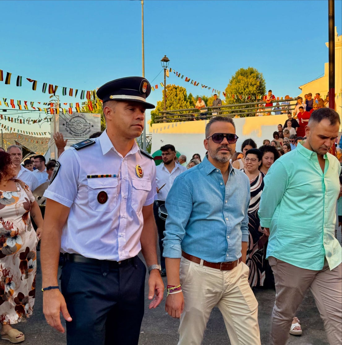San Benito de la Contienda honra a su patrón con la tradicional procesión en el corazón de sus fiestas