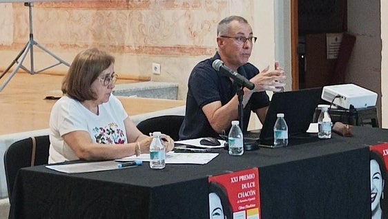 El Jurado Popular de Olivenza elige 'Los ilusionistas' para el Premio Dulce Chacón