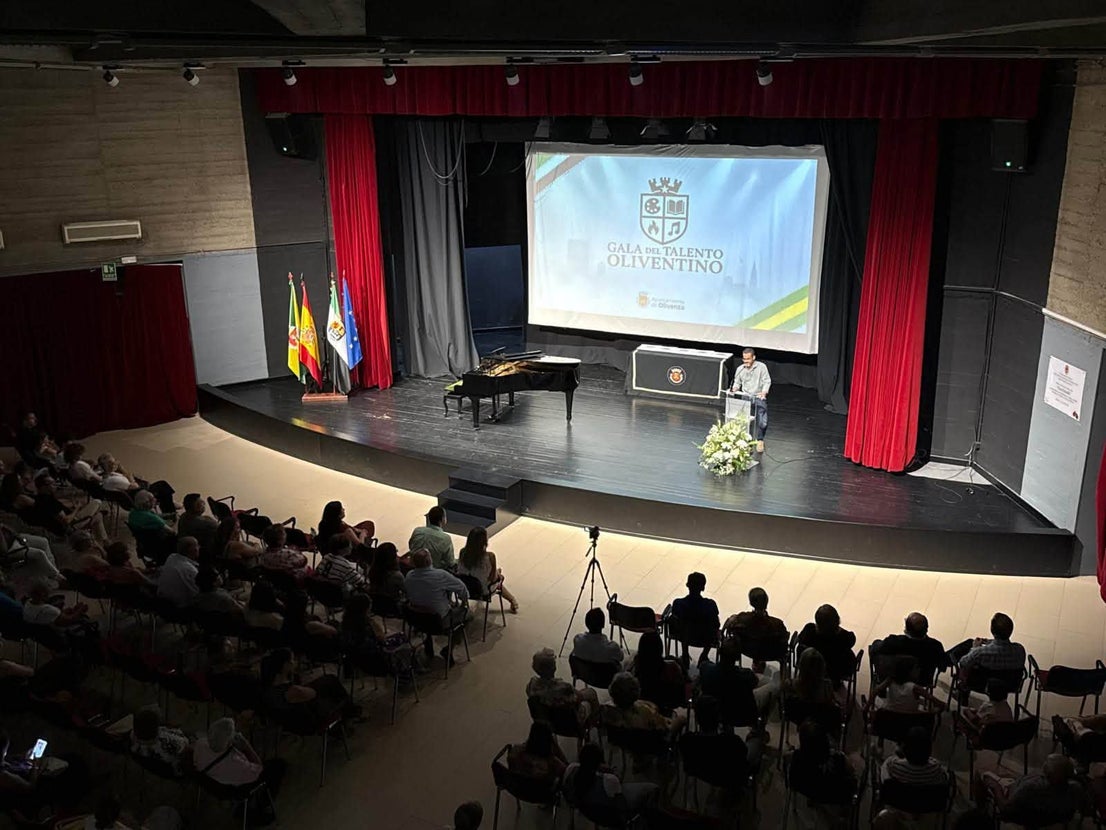 La III Gala del Talento reconoce a cinco vecinos de Olivenza