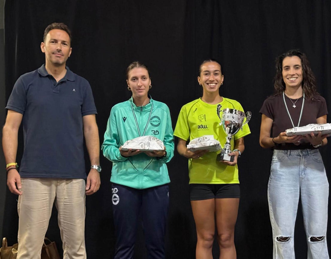 Más de 200 deportistas en la V Carrera Popular a pesar de la lluvia