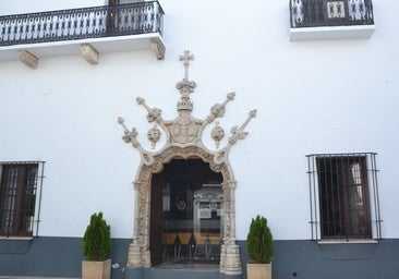 Entrada al Ayuntamiento oliventino.