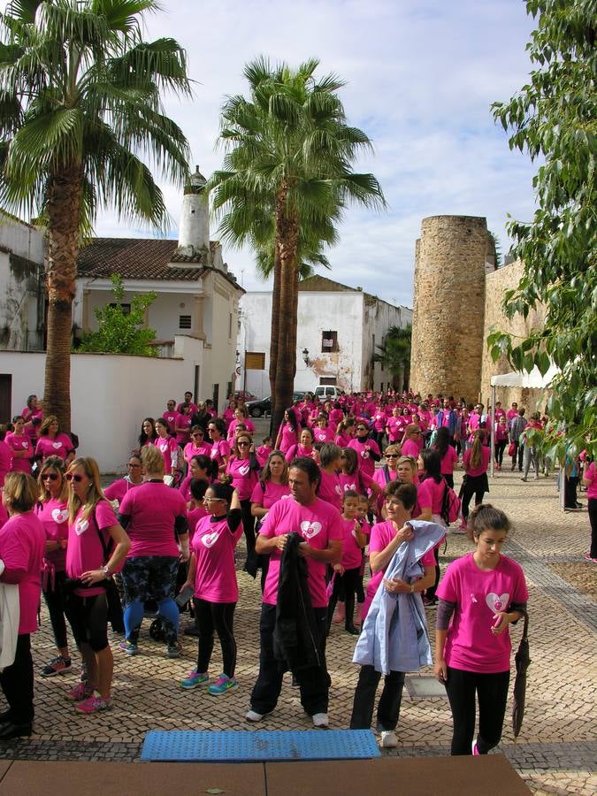‘Sonríe Olivenza’ dona 6.000 euros para la investigación sobre el cáncer de mama