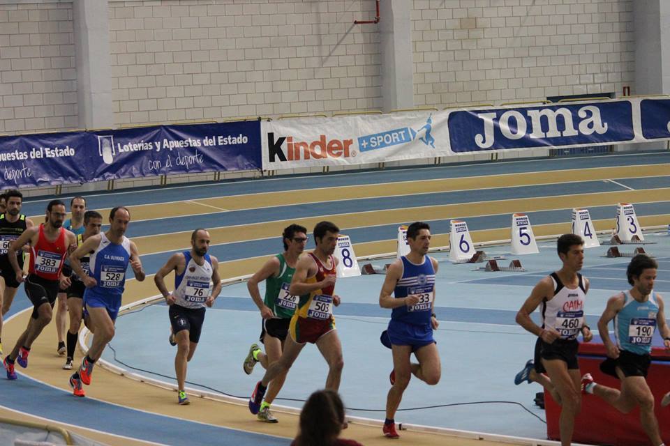 El atletismo oliventino en los primeros puestos del Campeonato de España de Pista Cubierta