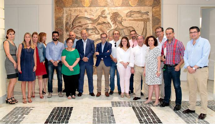 Miembros del Consejo Rector del Patronato. 