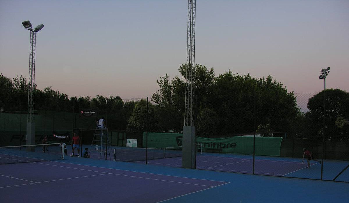 Abierta la inscripción para el Torneo de Tenis Nocturno 2016