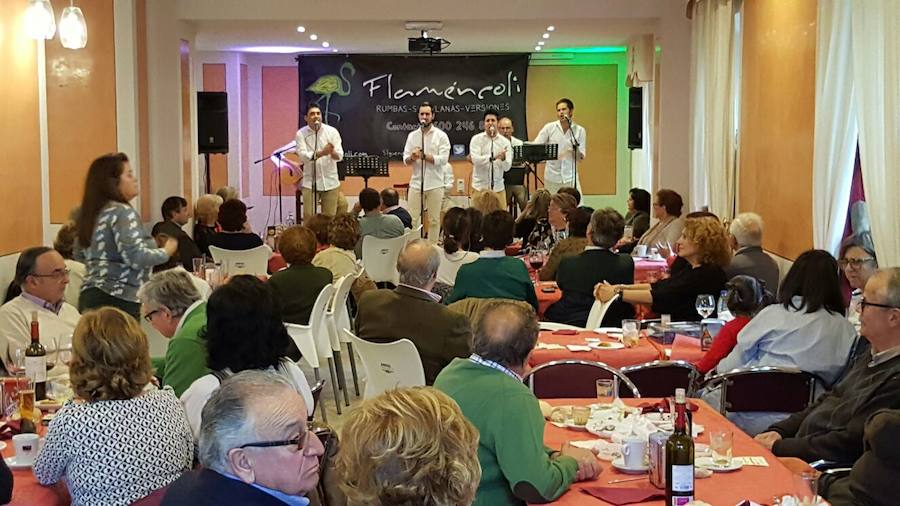 El Liceo de Artesanos acogió una multitudinaria fiesta para conmemorar el 107º aniverario de su fundación. 