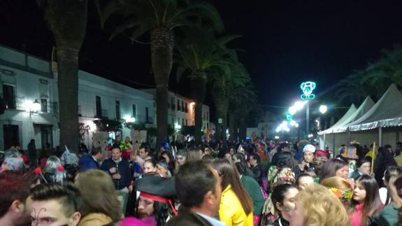 El público ocupó el paseo Grande, el sábado de Carnaval. 