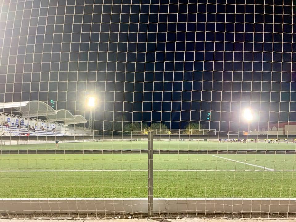 Campo de fútbol de Puebla de la Calzda con el nuevo alumbrado