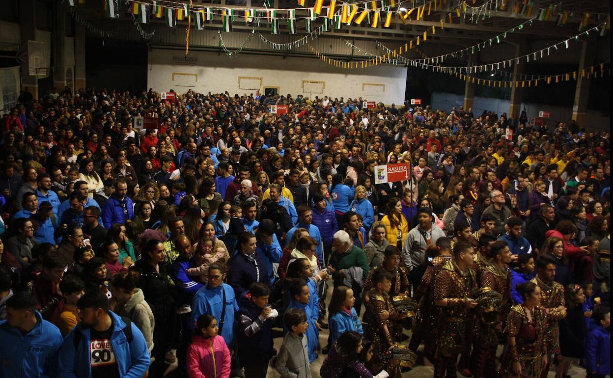 Imagen del público de una tamborada anterior. 