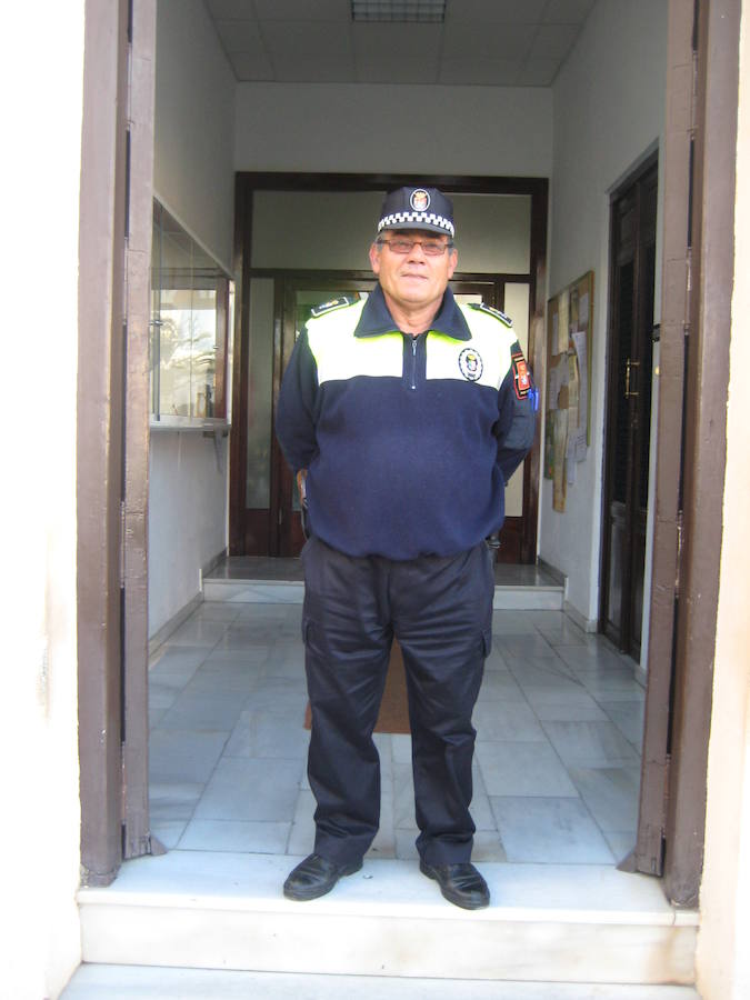 «Hay gente que piensa que los policías somos como el mago Merlín»