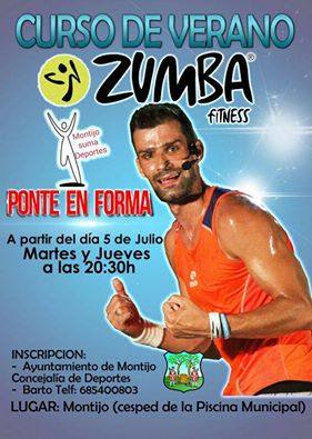 Zumba durante el verano en la Piscina Municipal