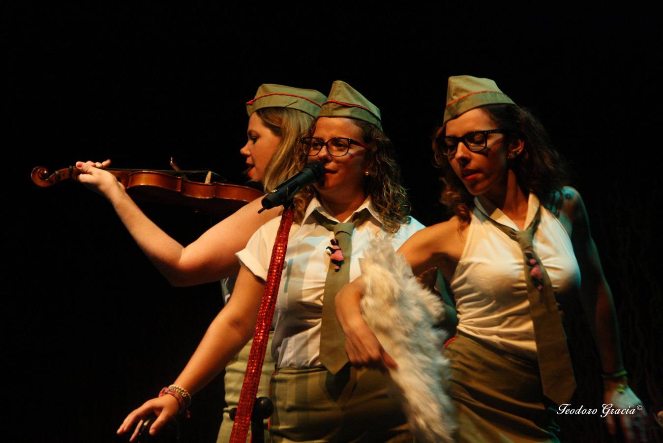 Éxito de la actuación del grupo 'Amapolas Band'