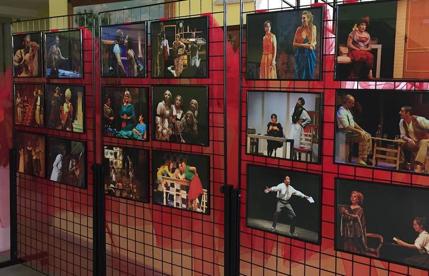 "Retrospectiva" Fotos de la exposición que puede visitarse en el mismo Teatro de la Casa de la Cultura