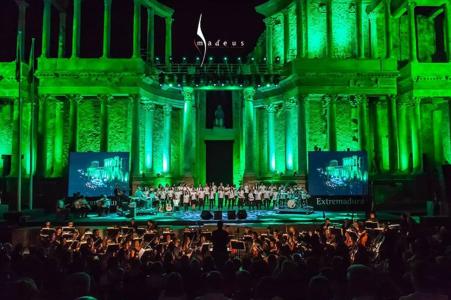 El Coro Amadeus en el Teatro Romano de Mérida