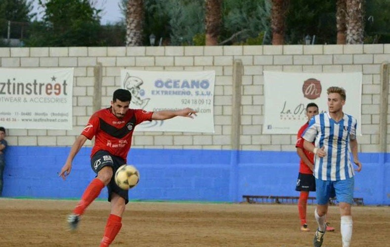 Diego Guerrero llega al CD Quintana como refuerzo para la defensa rojilla