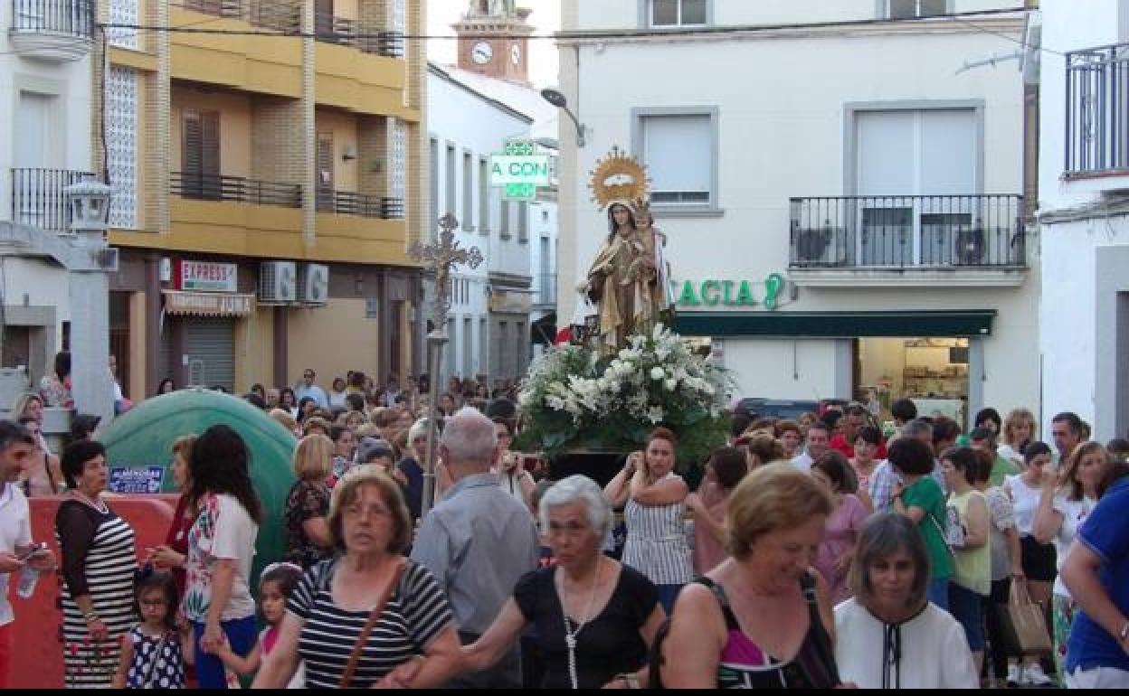 La Virgen del Carmen no podrá recorrer este año el Camino de Zalamea en procesión