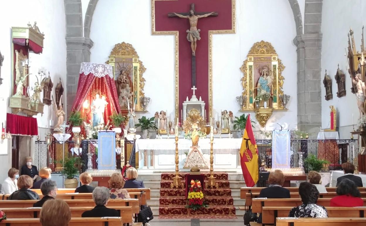 Quintana celebra el Día de la Hispanidad con una misa adaptada a la nueva normalidad