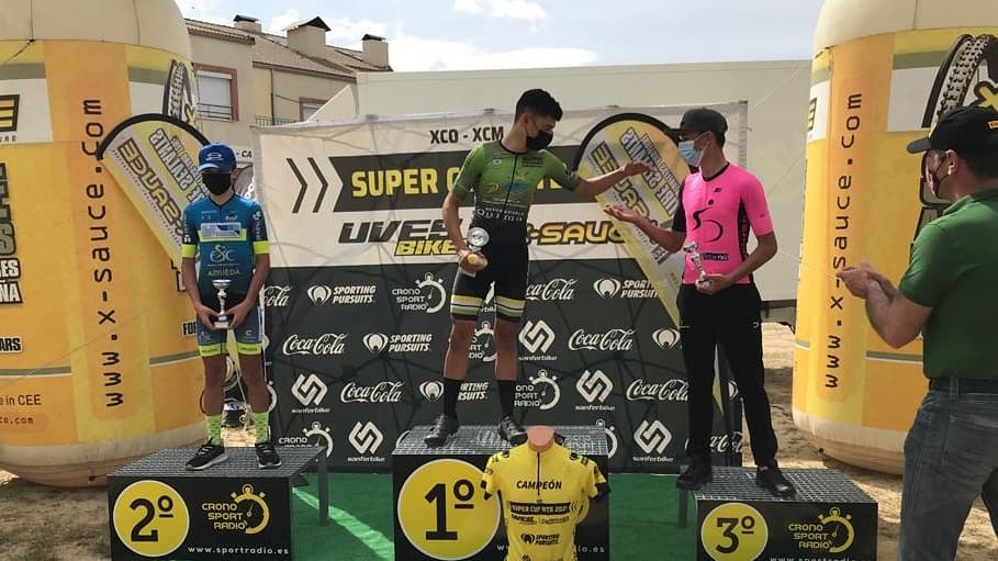 David Vizcaíno lidera el podio de la Super Cup Xsauce 
