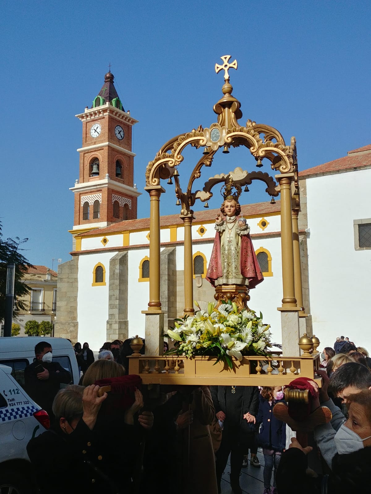 La procesión se dirigió hacia la Plaza de Extremadura 