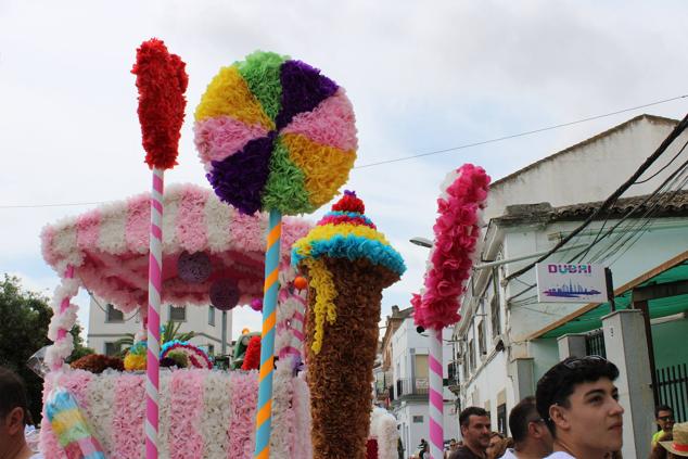 Fotos: Originalidad, color y mucha tradición en el desfile de San Isidro