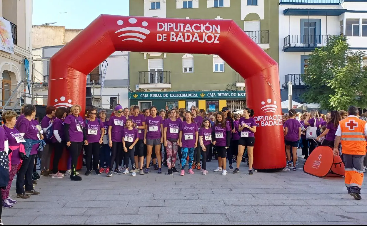 Las participantes en la línea de salida 