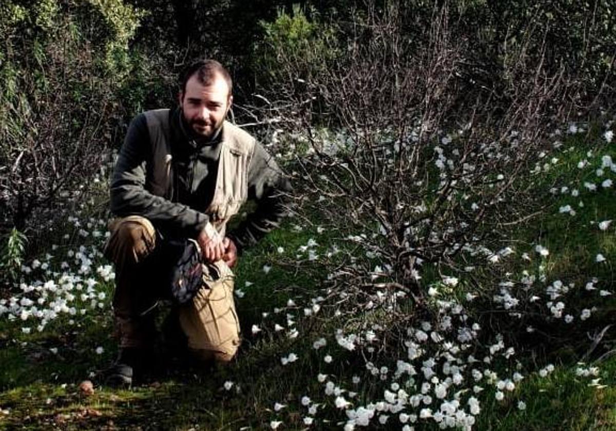 Serpientes y narcisos, los fundamentos de una vida dedicada a la investigación