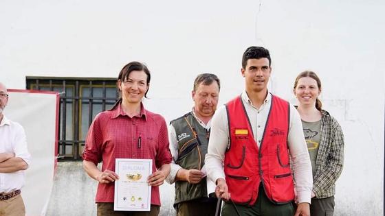 María Fernández y José Manuel Mora, campeones de Extremadura de Perros de Muestra