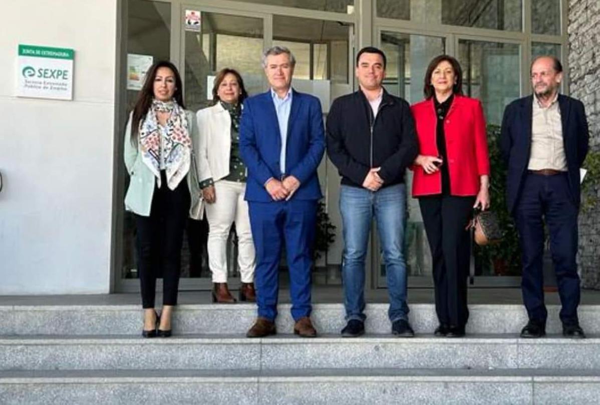 El Ejecutivo local se reúne con la consejería de Hacienda
