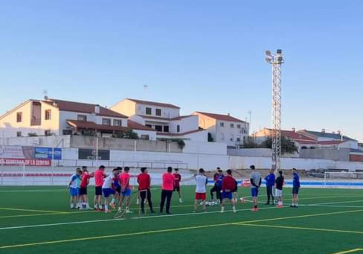 El CD Quintana comienza a preparar la ida de la promoción de ascenso ante el CP Moraleja